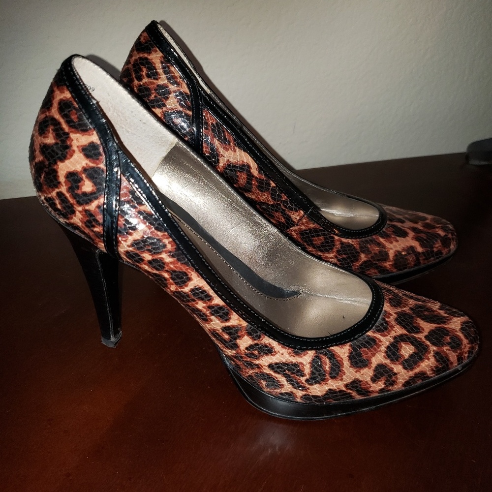 BANDOLINO cheetah print pumps